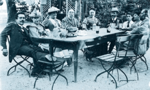 Archivo:Zetkin Engels Bebel at International Socialist Workers Congress 1893