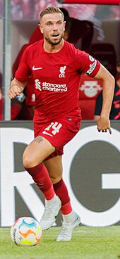 Archivo:2022-07-21 Fußball, Männer,Freundschaftsspiel, RB Leipzig - FC Liverpool 1DX 2146 by Stepro (cropped)