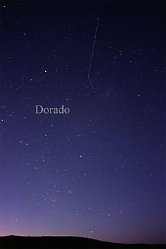 Archivo:Constellation Dorado