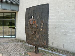 Archivo:Duisburg SLM César 01