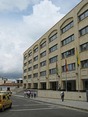 Archivo:Edificio Alcaldía de Bucaramanga