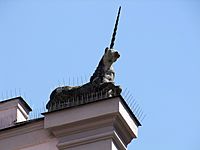 Archivo:EinhornapothekeMemmingen Giebel-Einhorn rechts