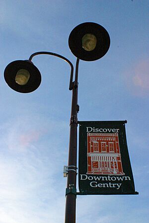 Archivo:Gentry Arkansas Lamppost