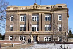 Greeley County Courthouse (Nebraska) from W 1.JPG