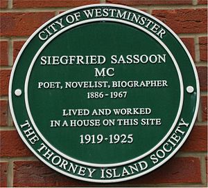 Archivo:Green plaque Siegfried Sassoon