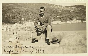 Archivo:Malaparte Lipari 1934