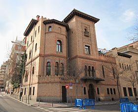 Museo e Instituto de Valencia de Don Juan (Madrid) 01.jpg