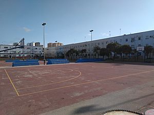 Archivo:Polideportivo de La Asunción en Jerez de la Frontera (España) - IMG 20190809 190857 618