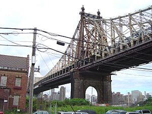 Archivo:Queensboro Bridge closeup