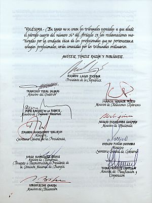 Archivo:Reformas Constitución de 1980, aprobadas en 2005