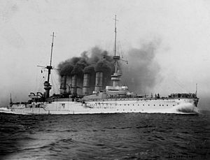 Archivo:SMS Scharnhorst by Arthur Renard