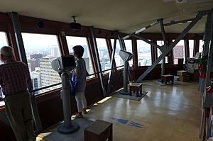 Archivo:Sapporo Television Tower Observation Deck 2014