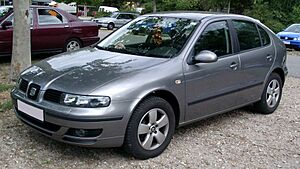 Archivo:Seat Leon front 20080809