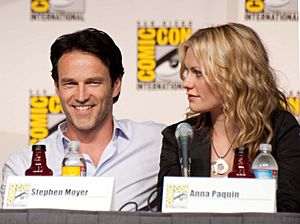 Archivo:Stephen Moyer & Anna Paquin