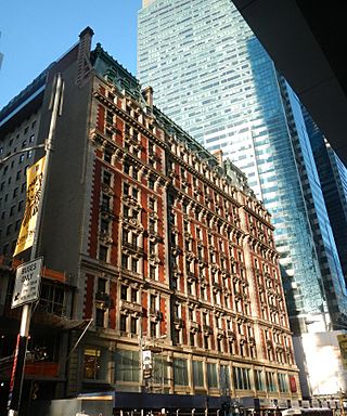 6 Times Square 42 morning red brick jeh.jpg