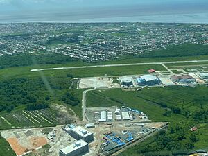 Archivo:Airport Ogle-Correia 22 47 05 873000