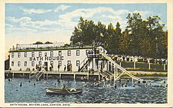 Bath House, Meyers Lake (16100737117).jpg