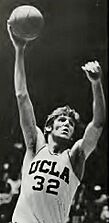 Archivo:Bill Walton 1974 cropped