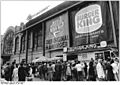 Bundesarchiv Bild 183-1990-0704-029, Dresden, Fastfood-Restaurant "Burger King"