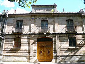 Archivo:Burgos - Antiguo Hospital Militar (Universidad de Burgos) 3