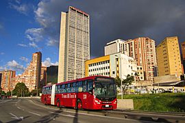 Bus Transmilenio Caracas con 26