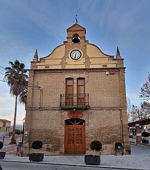 Archivo:Café-Bar El Reloj, en Fuente Vaqueros (Granada)