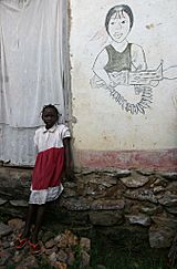 Archivo:Central African Republic - Girl in Ngaoundaye