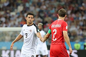 Archivo:Daniel Colindres and Stephan Lichtsteiner