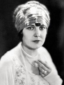 Edna Purviance, silent film actress (SAYRE 8372) B&W.jpg