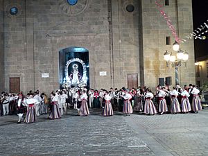 Archivo:Fiesta del Rosario 02