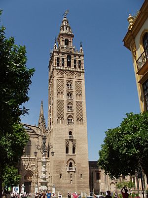 Archivo:Giralda de Sevilla 5