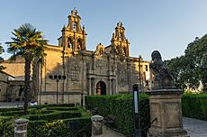 Iglesia de Santa María de los Reales Alcázares 01