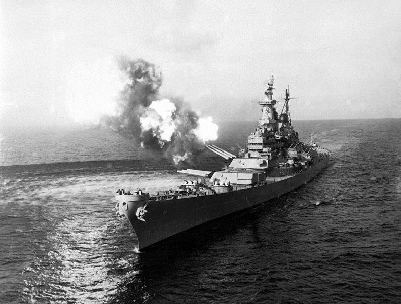 KoreanWarNavyGunfire