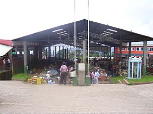 Archivo:Plaza mercado cachipay-cundinamarca