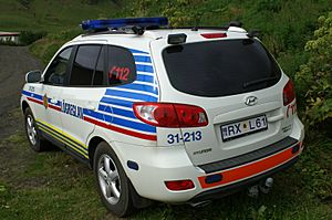 Archivo:Police car of Iceland 02