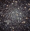 The crammed centre of Messier 22
