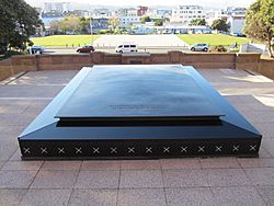 Tomb of the Unknown Warrior June 2012.JPG