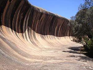 Archivo:Wave rock (2005)