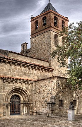 Basílica de Santa Eulalia edited.jpg