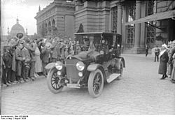 Archivo:Bundesarchiv Bild 102-00634, Berlin, Besuch des mexikanischen Präsidenten
