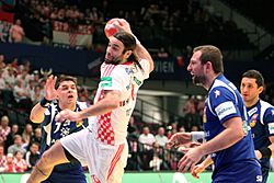 Archivo:CRO - ISL (01) - 2010 European Men's Handball Championship