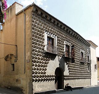 Casa de los Picos, Segovia.jpg