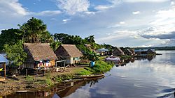 Comunidad en el Marañon - panoramio.jpg