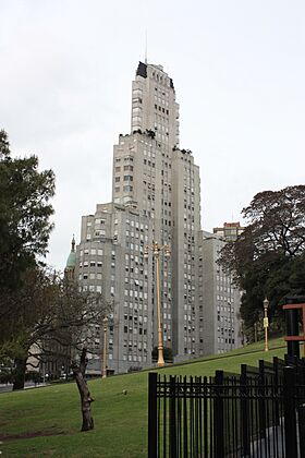 Edificio Kavanagh Buenos Aires.JPG