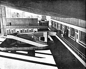 Archivo:Escuela Manuel Belgrano (1971) 2