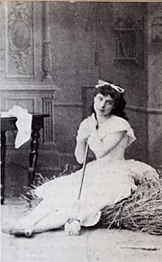 Archivo:Fille Mal Gardee -Lise -Virginia Zucchi -1885