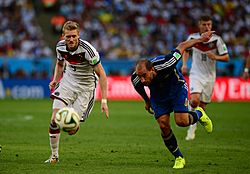Archivo:Germany and Argentina face off in the final of the World Cup 2014 08