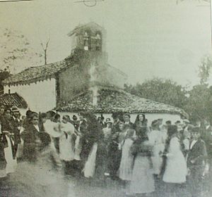 Archivo:Iglesia de Aramil hasta 1883