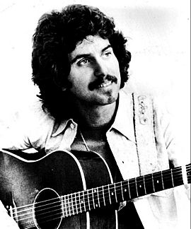 Johnny Rivers 1975.JPG