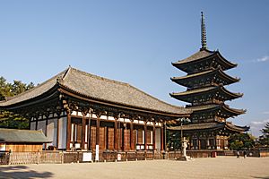 Archivo:Kofukuji12st5s3200